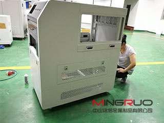 兰州冯岩国际物流有限公司加工厂教你如何选择最好的钣金机柜_兰州冯岩国际物流有限公司