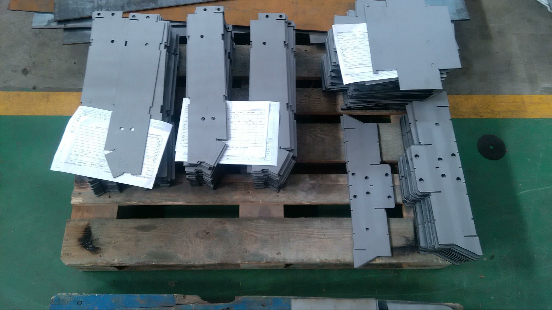 钣金加工中判断钣金激光加工的质量-兰州冯岩国际物流有限公司